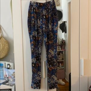 Fun jogger sweat pant w/ pockets